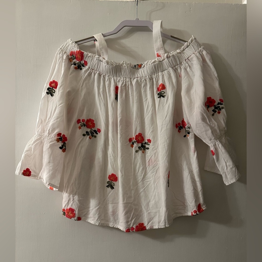 Floral Off-Shoulder White Top